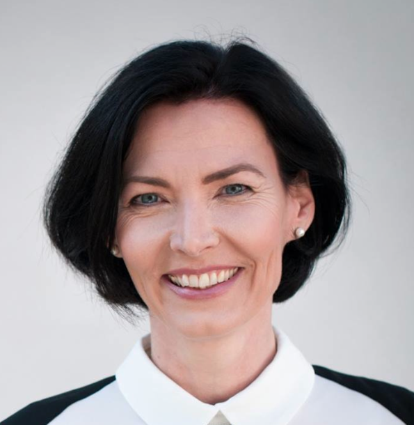 Mag. Catherine Weißmann-De Ro